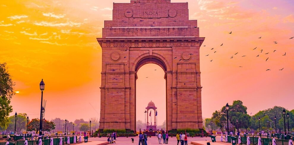 travel, delhi, gate